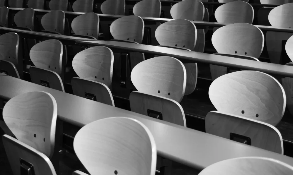 chairs-ga1579c7e5_1920